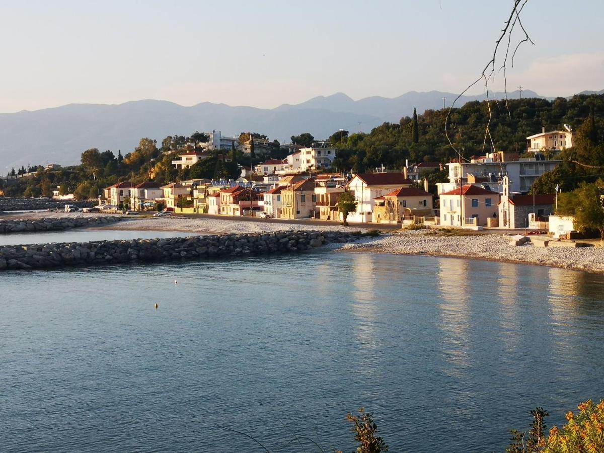 Panos & Antzy Apartments Kalamata Dış mekan fotoğraf